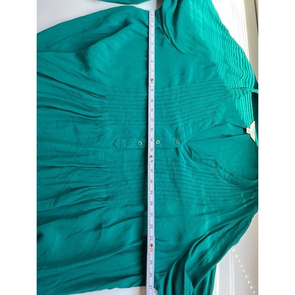 Terra&Sky Plus Pleated Long Sleeve Top - Picture 10 of 10